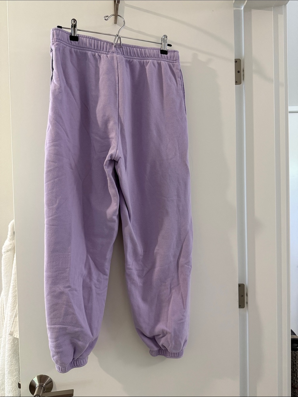 Aritzia TNA Joggers